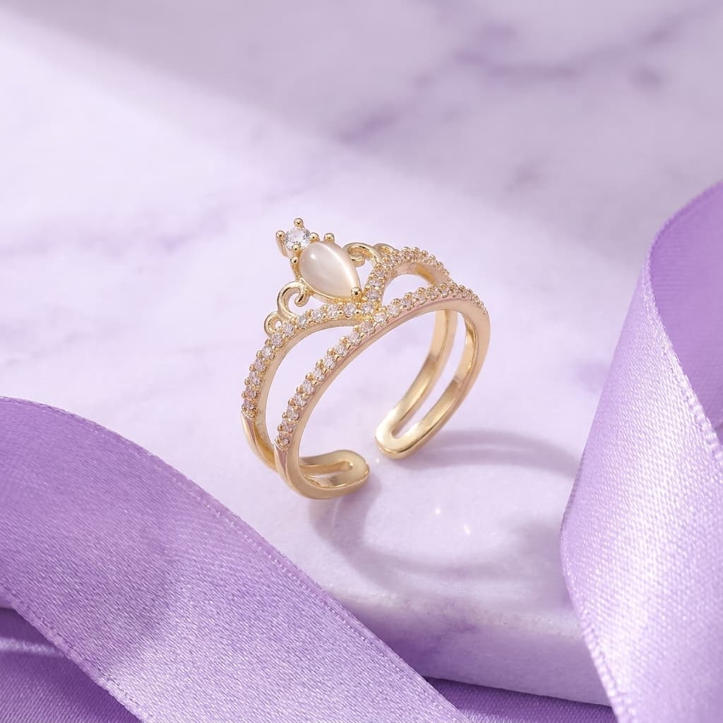 Cabochon Crown Ring