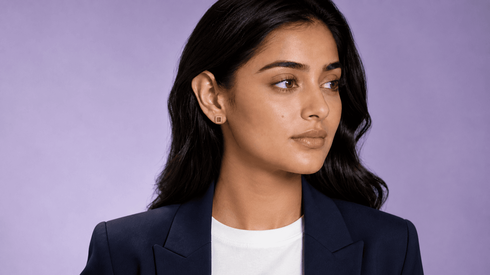 What Jewellery to Wear With Blazers, Dresses and Jeans