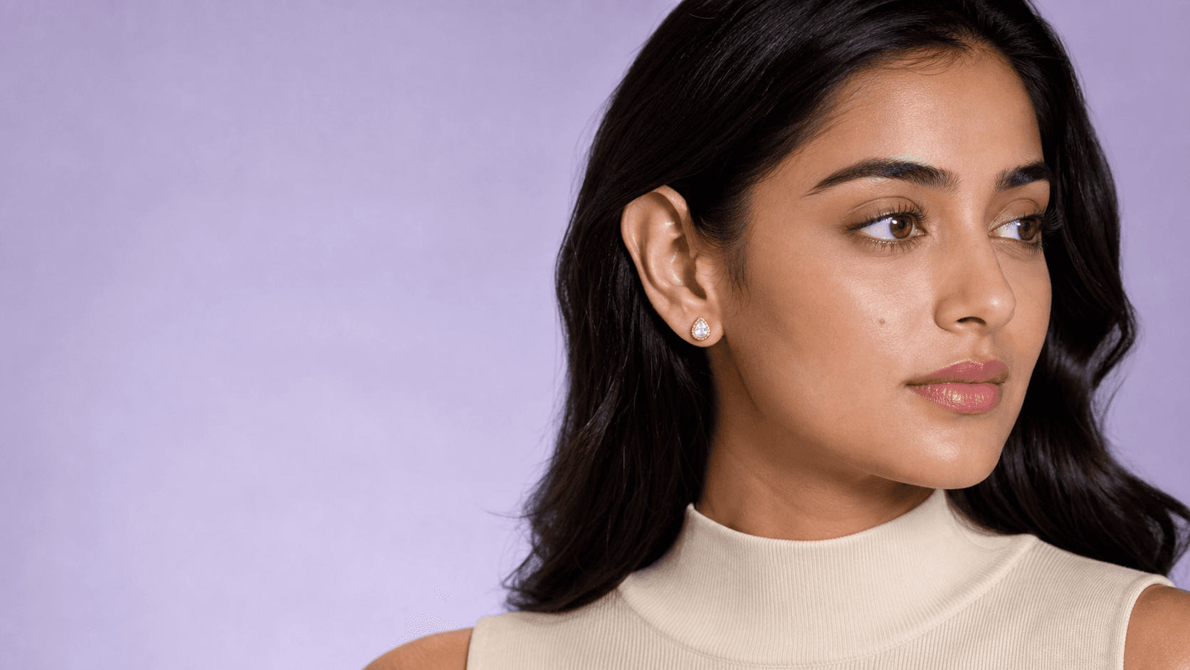 Which Earrings Suit Your Face Shape? A Straight Answer