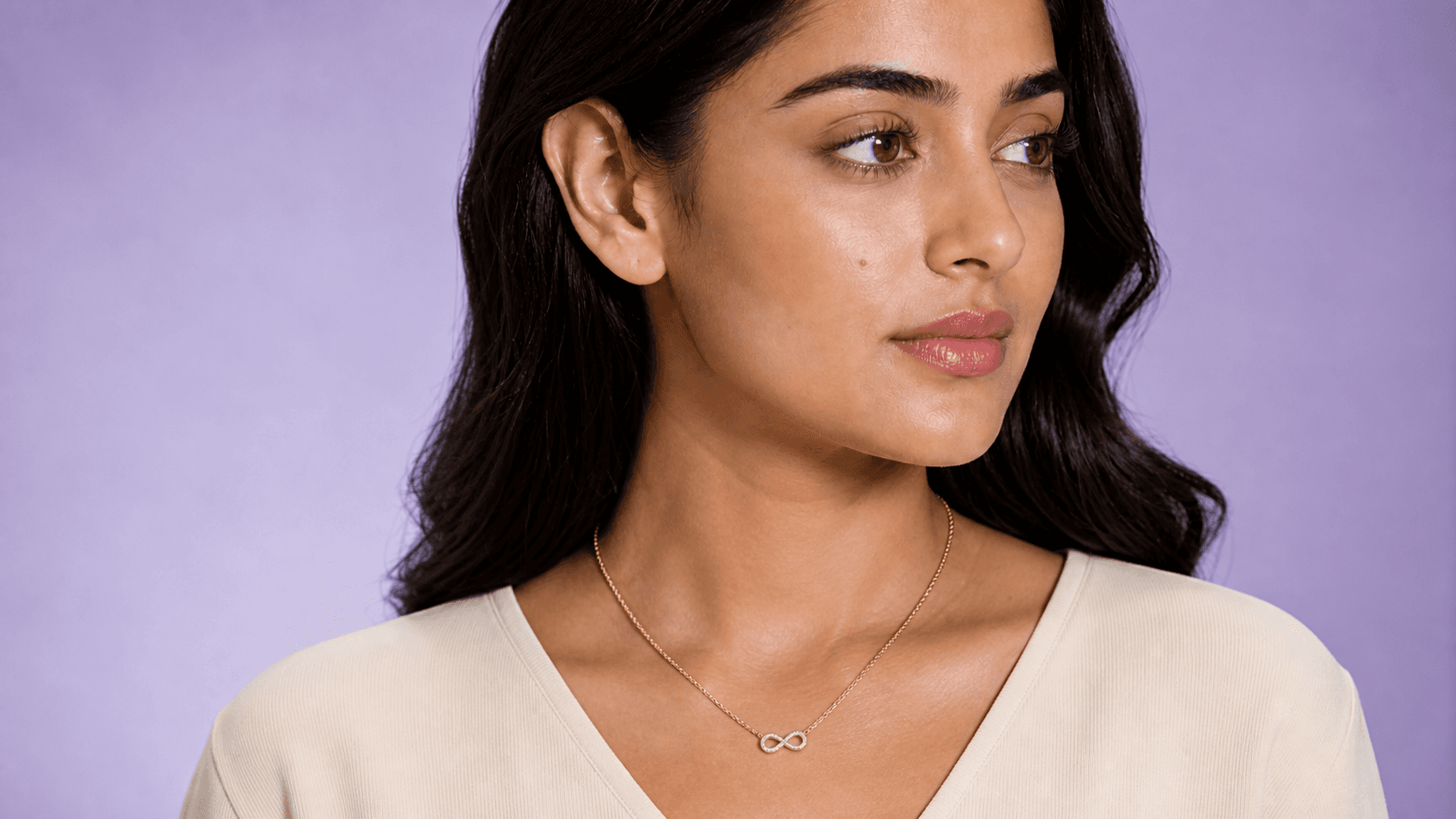 Which Necklace Works With Which Neckline?